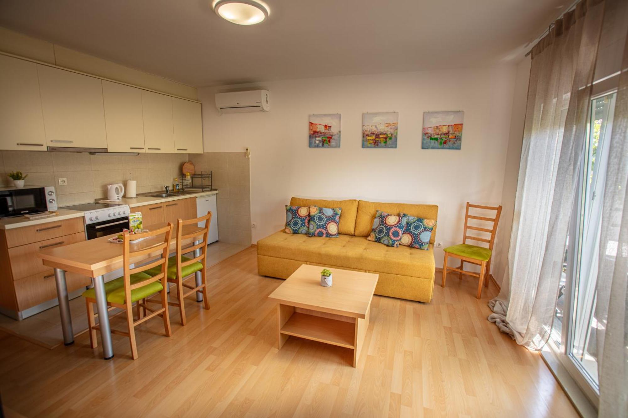 Pure Sky Apartments - With Pool Mostar Exterior photo